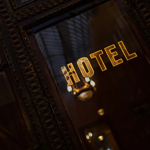 signalisation hotel avec transfert a paris et region parisienne